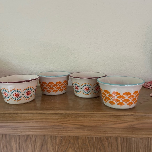 The Pioneer Woman Floral Ceramic Ramekins. Set of 4 - Picture 2 of 3
